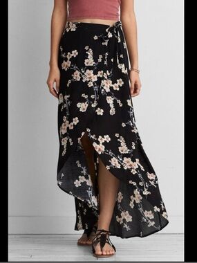American Eagle Outfitters Floral Wrap High Low Long Maxi Skirt Women’s XXSmall